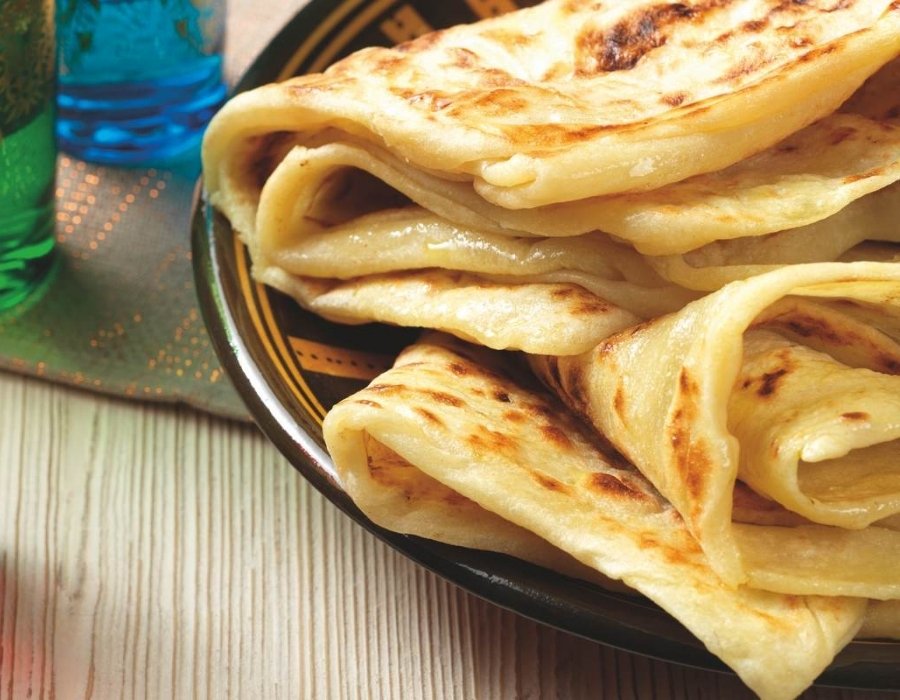 The Ultimate Guide to Delicious Moroccan Cuisine: 11 Traditional Dishes & 10 Street Foods 12 MorocConnect Moroccan Cuisine - Msemen